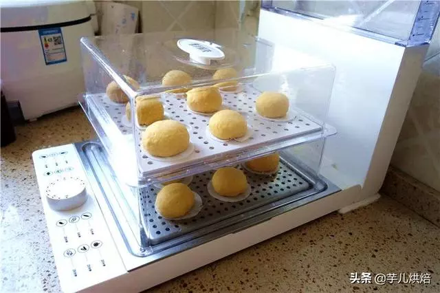 教你不用發麵的南瓜饅頭做法,不加一滴水,鬆軟香甜,比麵包好吃