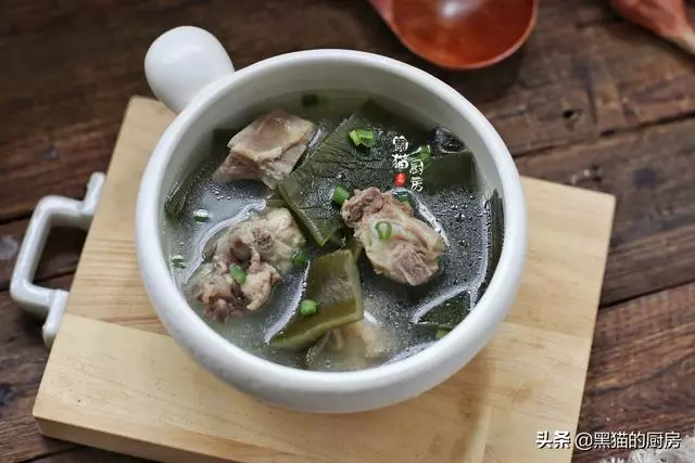 秋燥多喝湯,清潤又滋養,7道廣東家常湯,飯前飯後喝都合適