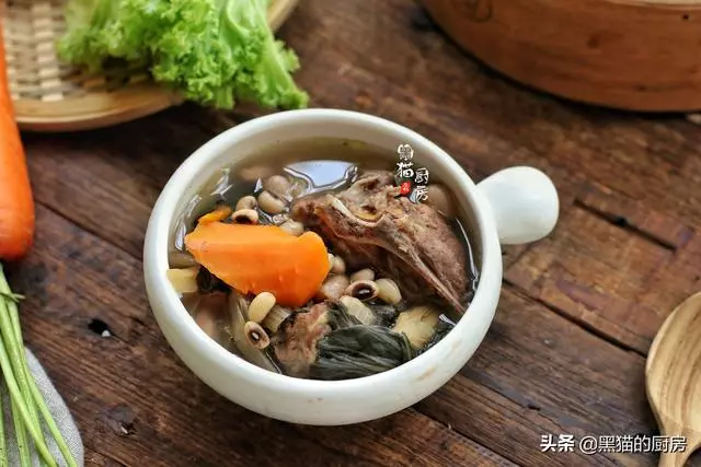 秋燥多喝湯,清潤又滋養,7道廣東家常湯,飯前飯後喝都合適