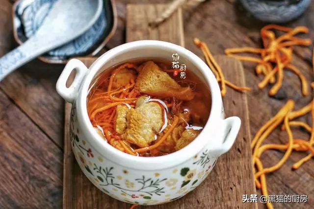 秋燥多喝湯,清潤又滋養,7道廣東家常湯,飯前飯後喝都合適