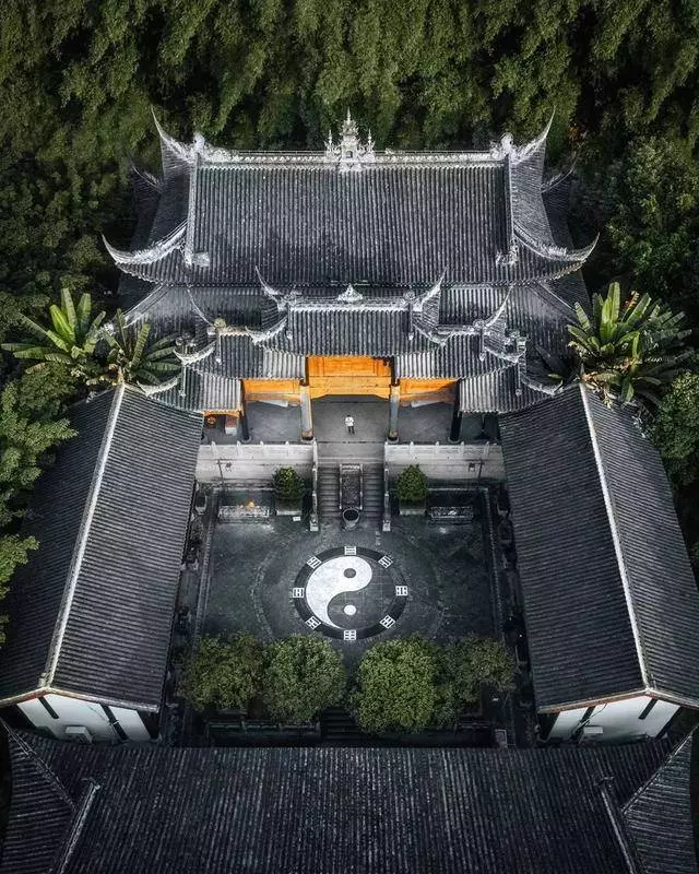 英國小伙憑藉中國風景照,爆紅網絡,用鏡頭讓全世界愛上中國!