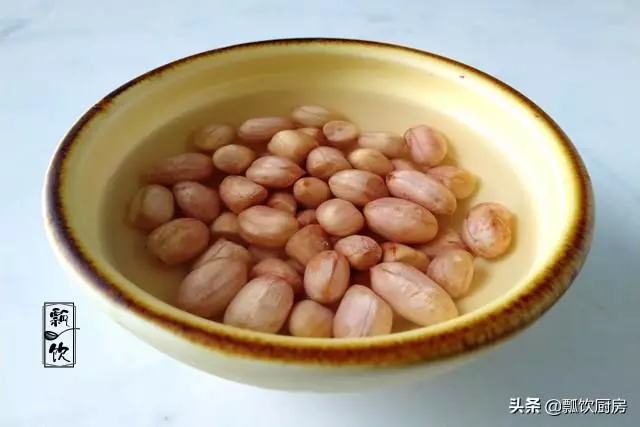 鈣是牛奶的多倍,9月常喝,強壯筋骨記憶力好,比喝牛奶豆漿強