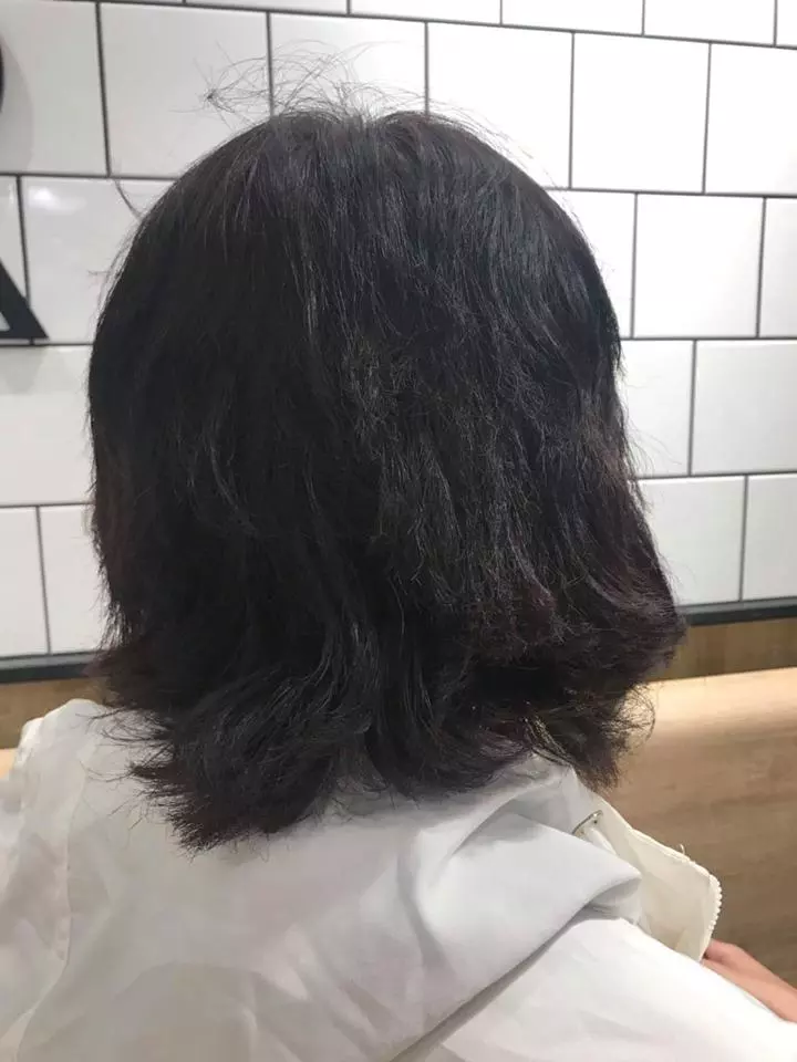 台南某連鎖美髮店燙壞客人頭髮不僅沒有協助處理還照樣收費,此文一出發現原來還不少受害人