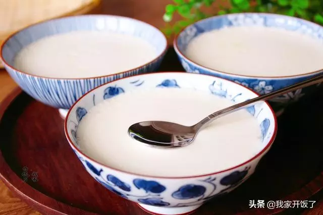 天涼後,我常給家人吃這甜品,一次做3碗,助睡眠,暖胃防感冒