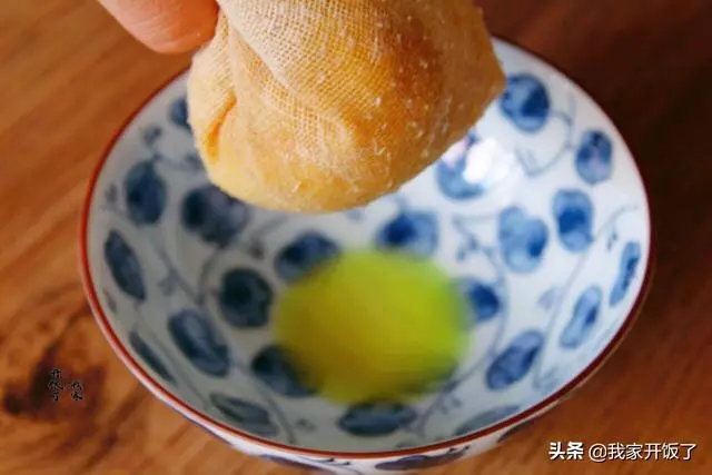 天涼後,我常給家人吃這甜品,一次做3碗,助睡眠,暖胃防感冒