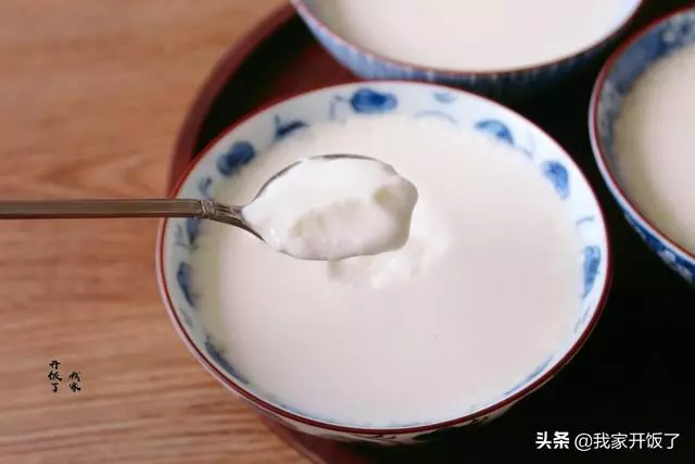 天涼後,我常給家人吃這甜品,一次做3碗,助睡眠,暖胃防感冒