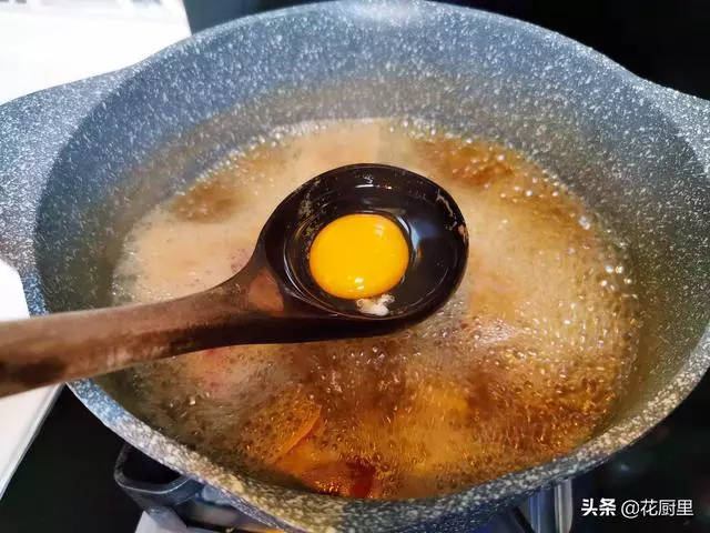秋天女性經常煮這個湯喝,越喝氣色越好,比天天敷面膜還管用