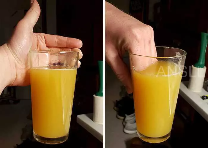 有人在網上詢問「拿飲料的最糟手法」,網友給出的搞笑回復 !