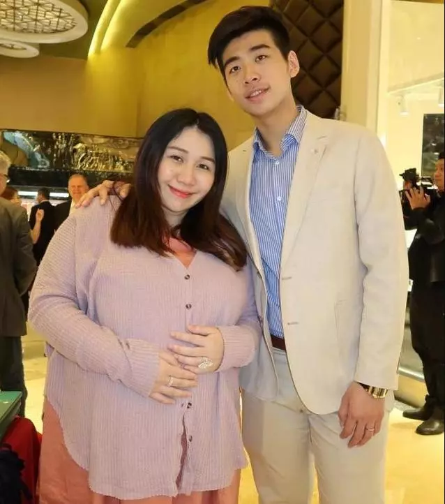 婚事延後2年!何鴻燊四房長女「讓女兒當花童」見證婚禮,意外曝露「爸爸身體狀況」98歲依然健康!