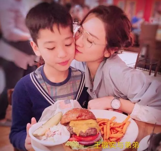 曾志偉兒媳婚後一周便復出工作,獨立孝順14歲便打工撐起一個家!