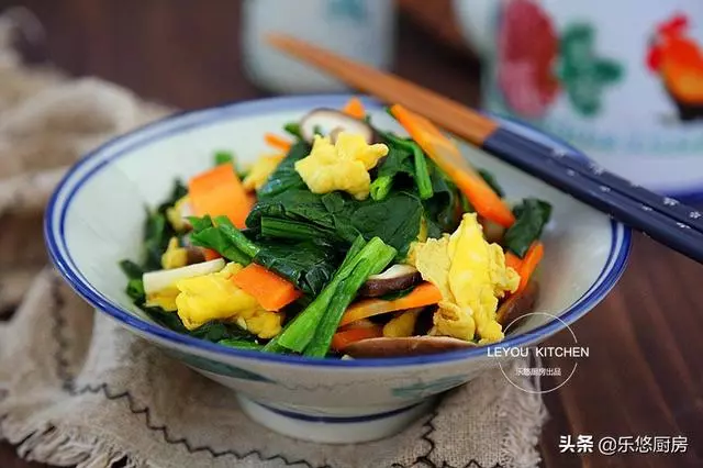 下班到家吃什麼?雞蛋的10種炒法,又快又下飯,營養還足