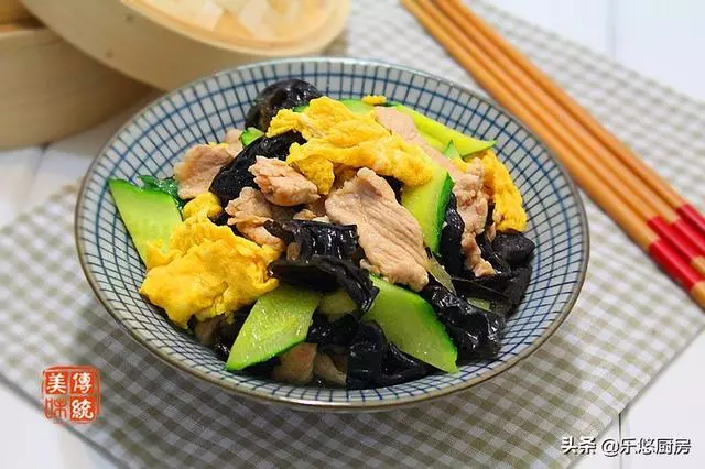 下班到家吃什麼?雞蛋的10種炒法,又快又下飯,營養還足
