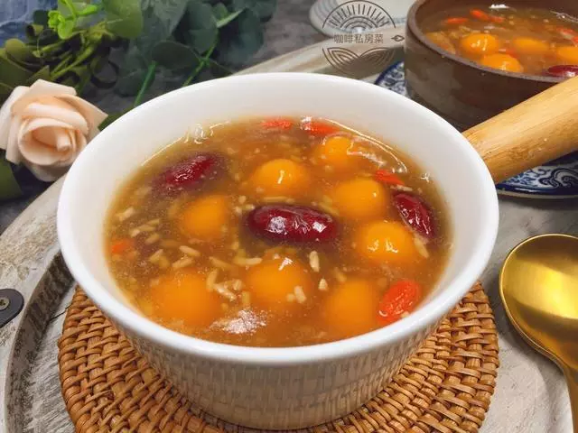 補血養顏,平價食材就可以辦得到,每周喝一次,肌膚越來越水嫩