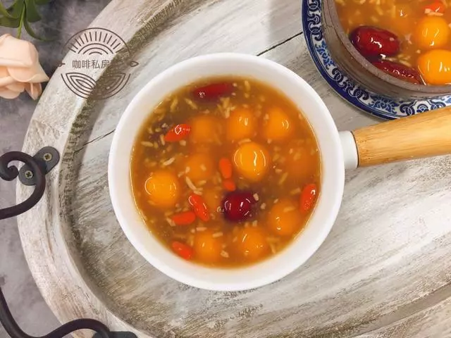 補血養顏,平價食材就可以辦得到,每周喝一次,肌膚越來越水嫩