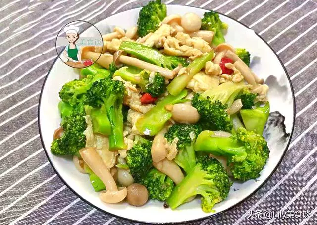 西蘭花和它是絕配,比放肉炒好吃,隔三差五給孩子做,營養又鮮美