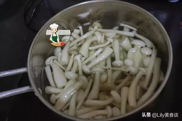 西蘭花和它是絕配,比放肉炒好吃,隔三差五給孩子做,營養又鮮美