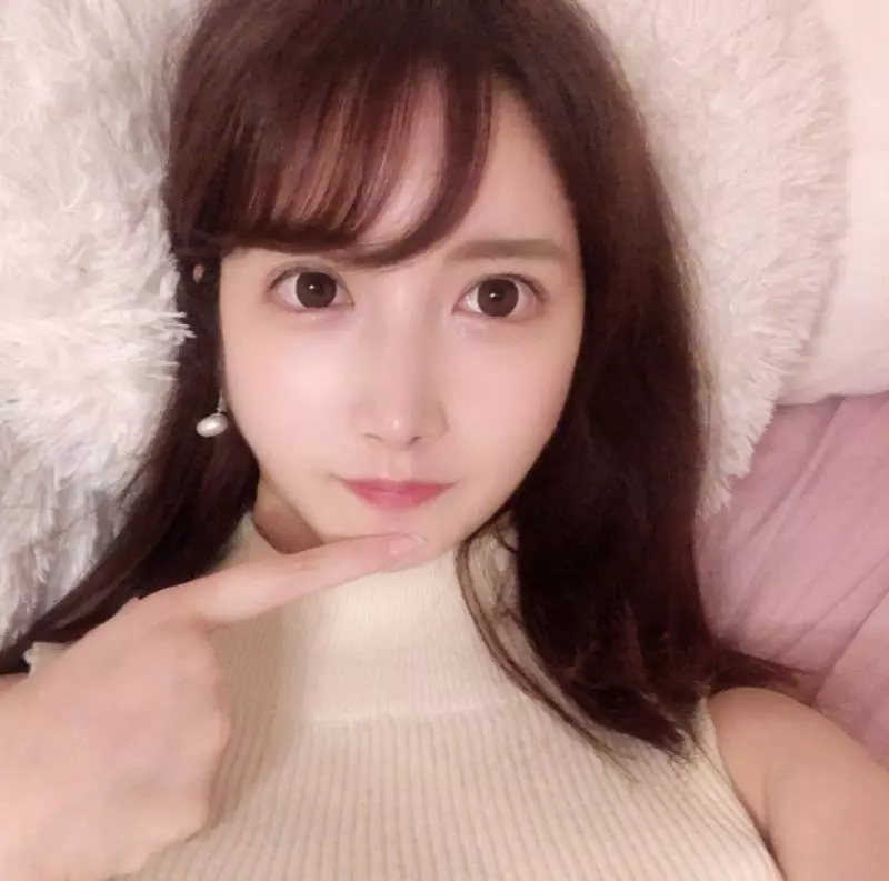 超夯的職業男友是他!每週工作2天月入30萬,同時跟15位女子!