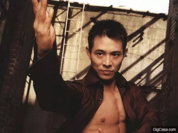 「李連杰」為何不拍戲 ,他老婆被曝曾被人強姦...!就連「成龍」也睡過李連杰老婆.... - Toments 找話題