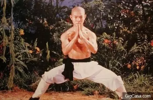「李連杰」為何不拍戲 ,他老婆被曝曾被人強姦...!就連「成龍」也睡過李連杰老婆.... - Toments 找話題