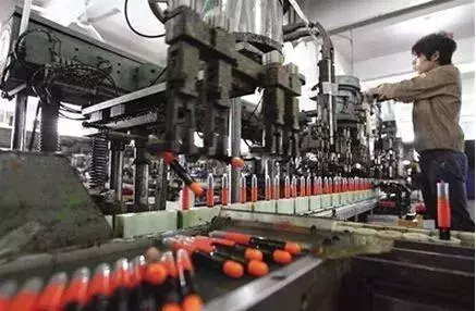 國產文具敗了!日本"變態"文具再一次開掛,網友看完:我小時候用的都是些什麼鬼