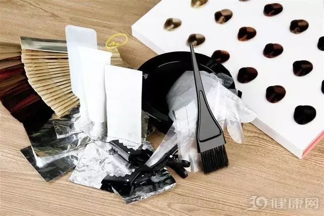經常染髮,容易致癌?醫生:染前注意這5點,做到了就能放心染