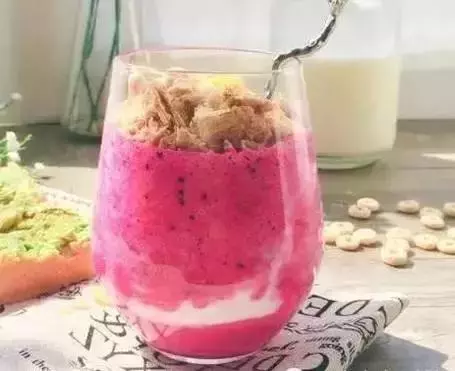 手把手教你14種奶昔的做法,一學就會