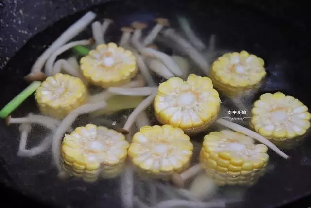 秋天不喝這道湯太可惜,補水去秋燥,還能美容養顏、提高免疫力