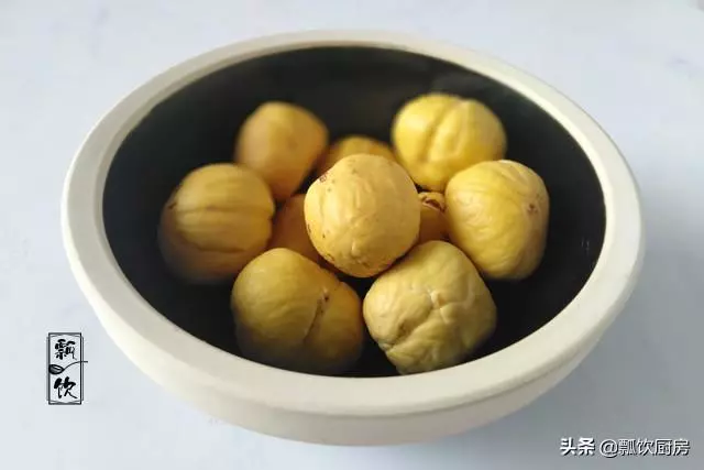 女人三十豆腐渣,驅寒保顏多喝湯,五食材煲湯常喝,青春永駐