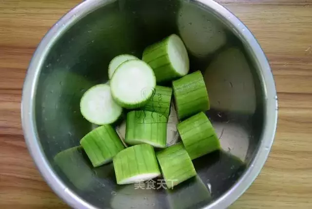 蒜香撲鼻,這幾道蒜香家常菜,你值得擁有
