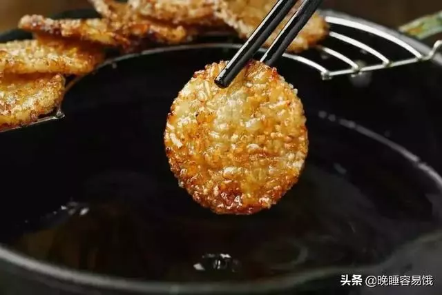 一碗剩飯,幾分鐘華麗變身為超美味美食