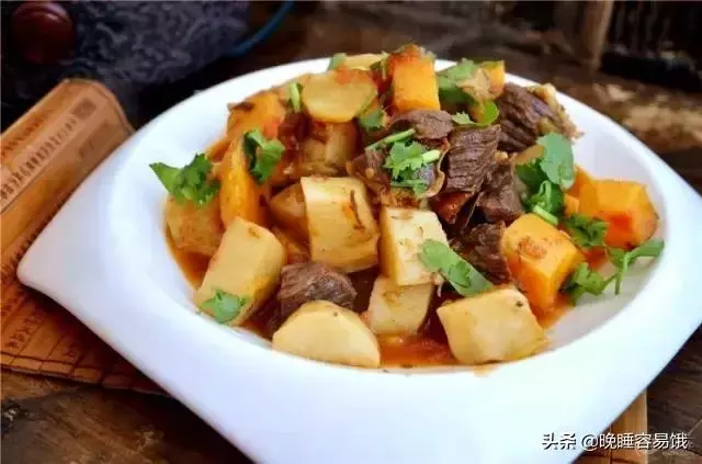 天氣涼了,推薦6道家常燉菜,看完後整個身體都熱乎了