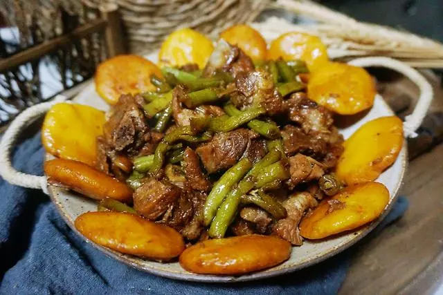 12道燉菜的做法,氣溫下降,宅在家裡燉一鍋,營養豐富又驅寒暖身