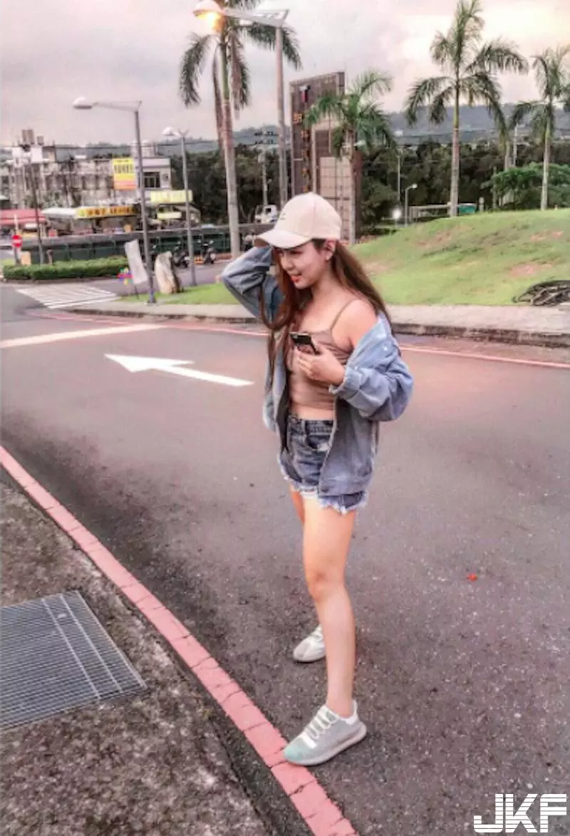 樹德家商「學生妹」!年紀輕輕「上半身重重」!打工的地方超多人朝聖啊...