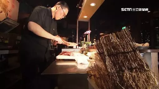 影/黑幫浪子回頭 出獄鑽研和牛成達人。蘭小明金盆洗手再出發。