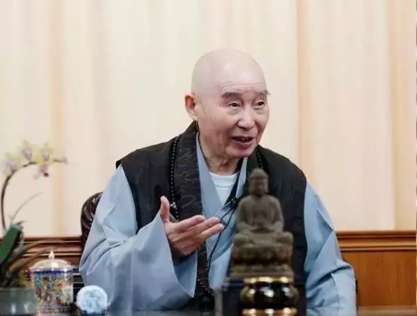 這輩子不要錯過四種人! 臉上有酒窩,脖子後有痣,胸前有顆痣,身上有胎記...錯過了後悔一輩子!