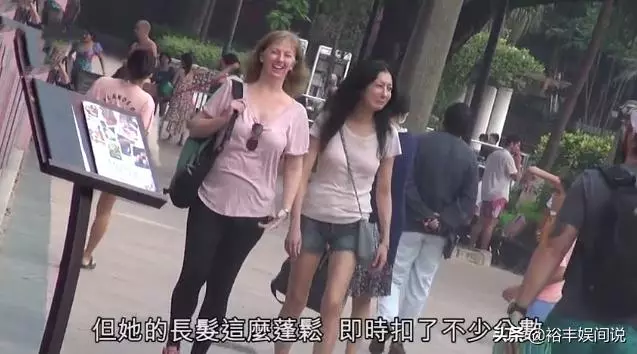 吳卓林新造型曝光!神似哥哥房祖名,媽媽吳綺莉則抽菸喝酒解憂愁~~