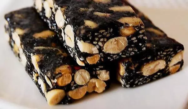 19種花生米的做法,上桌被搶光,比吃肉還要下飯下酒