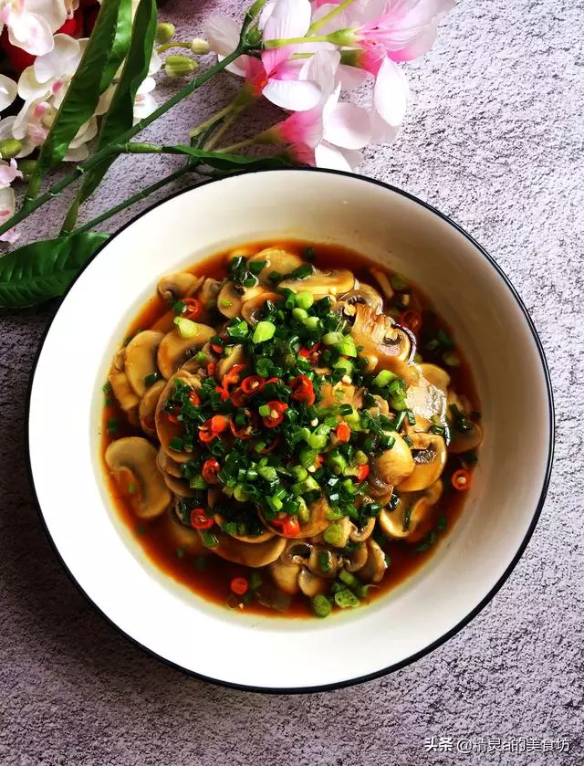用水煮的一道菜,鮮美又營養,沒什麼油水,卻比大魚大肉更受歡迎