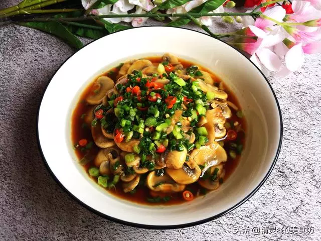 用水煮的一道菜,鮮美又營養,沒什麼油水,卻比大魚大肉更受歡迎
