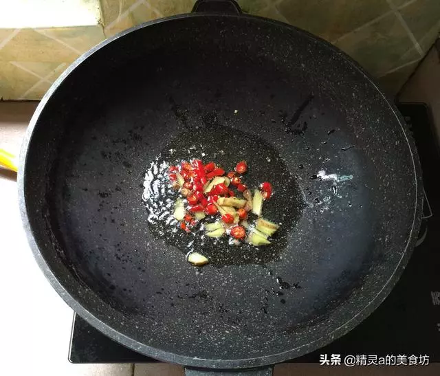 鴨肉和這菜絕配,立秋後常吃,殺菌消炎,提高抗病力,解饞不長肉