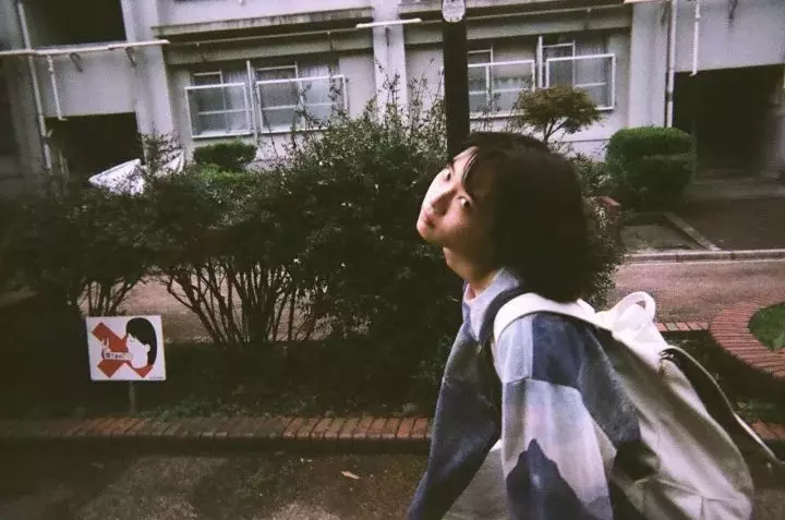 日本一小哥用相機記錄下了女友的全部日常,像是在向全世界炫耀「我有個女朋友」,簡直甜哭!