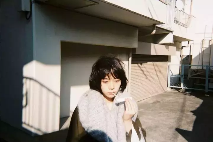 日本一小哥用相機記錄下了女友的全部日常,像是在向全世界炫耀「我有個女朋友」,簡直甜哭!