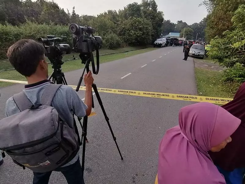 草叢驚現 遭肢解沒頭男裸屍 割草工友 驚慌逃跑!
