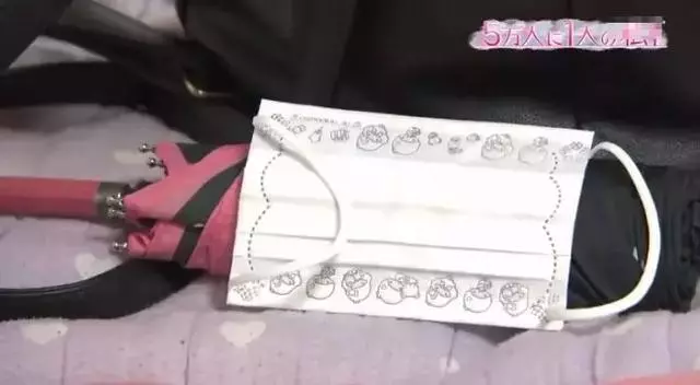 日本面部缺陷的無臉妹,被嘲笑為「怪物」,卻依然活得堅定溫柔!