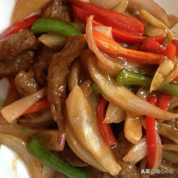 阿姨去工地做飯,色香味俱全,剛做10天就被開除,老闆:不扣工資已經仁慈!