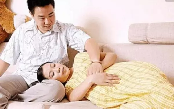 女人生第二胎最晚的年齡是幾歲?醫生:超過這個年齡對大人孩子都不好!