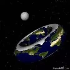 地平派學者全部倒戈!提3大鐵證「地球其實是甜甜圈形狀」NASA貼出照片:不可能是圓的