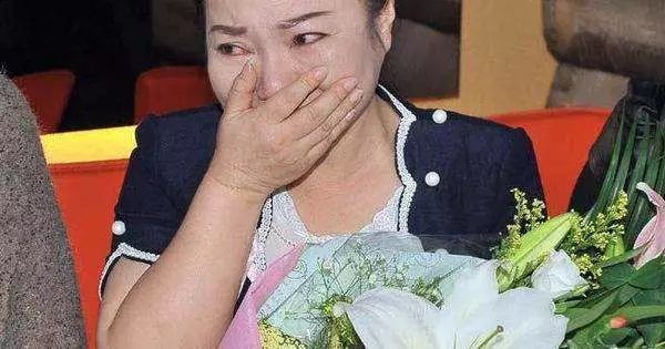 一生坎坷,到老以為能享福!白冰冰面癱「眼睛無法閉上」哀痛:我這輩子還不夠慘嗎?