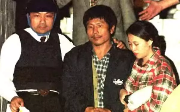 一生坎坷,到老以為能享福!白冰冰面癱「眼睛無法閉上」哀痛:我這輩子還不夠慘嗎?