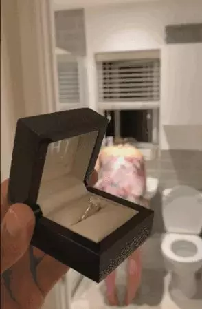 連續求婚一個月女友卻毫無察覺,英國小哥差點崩潰:我太難了!